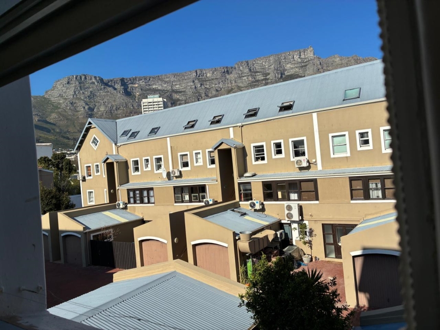 To Let 2 Bedroom Property for Rent in Gardens Western Cape